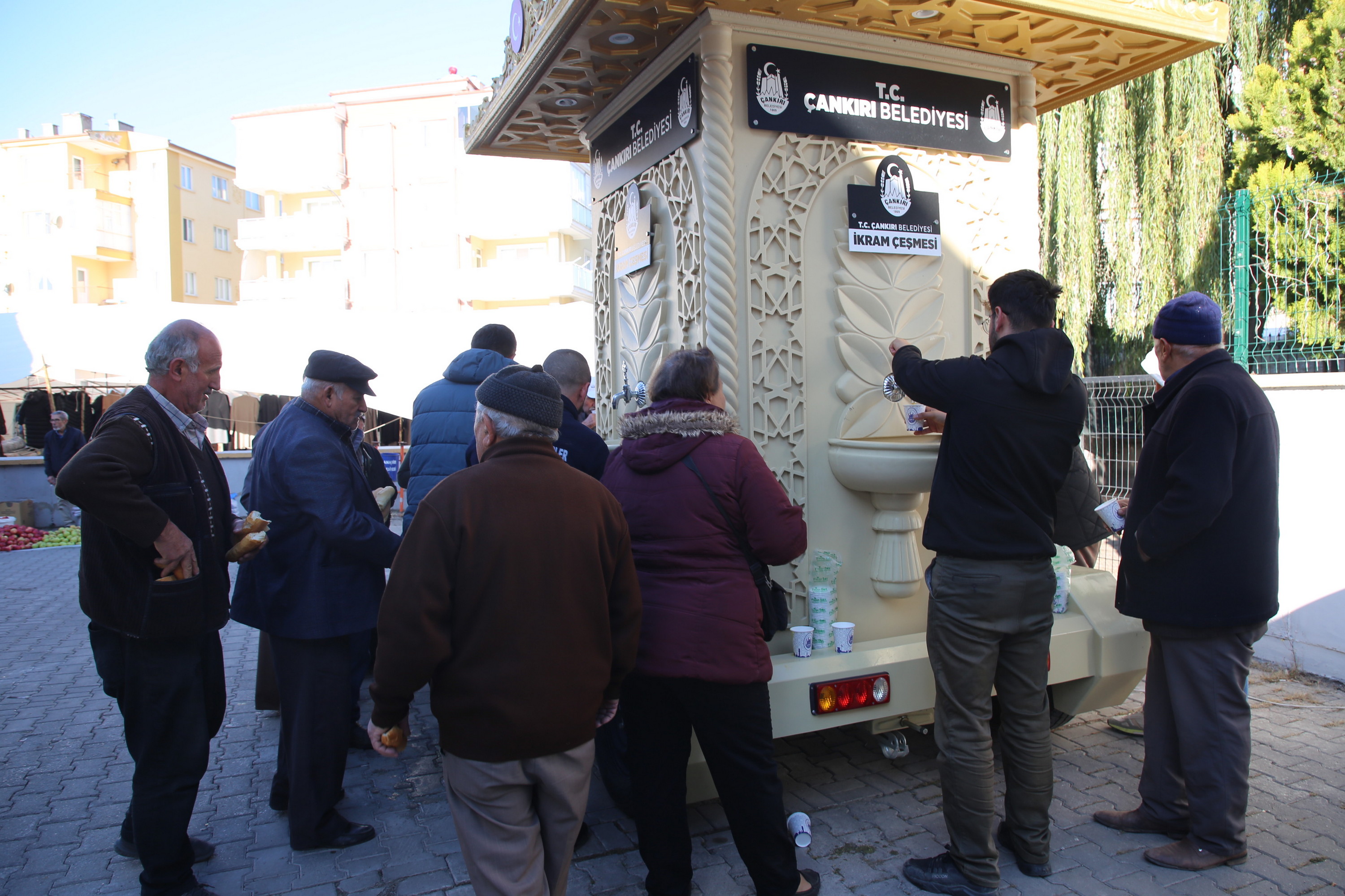 Çankırı'da sıcak çorba ikramı vatandaşın içini ısıttı