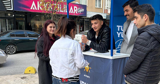 AK Parti Çankırı’dan yeni üye ve online üyelik hamlesi