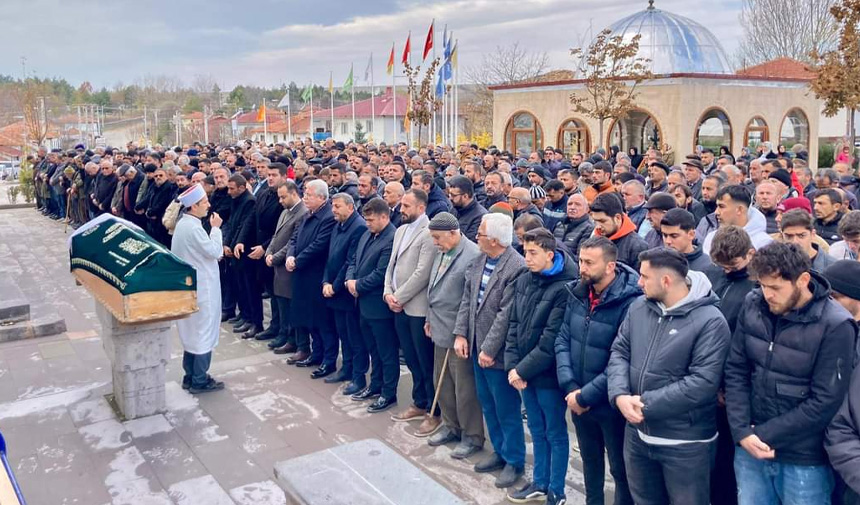 Genç yaşta hayat veda eden Serpil Oflaz son yolculuğuna uğurlandı