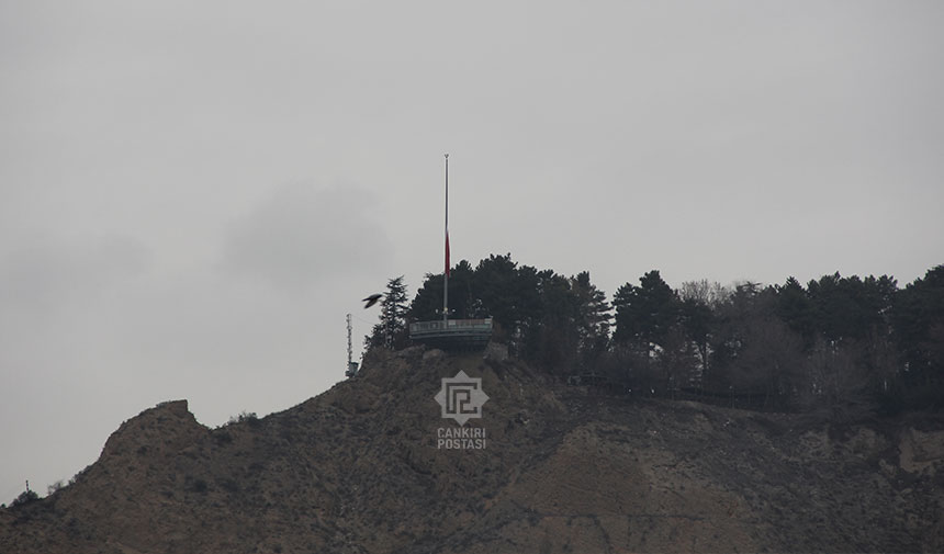 Çankırı dev Türk bayrak yarıya indirildi