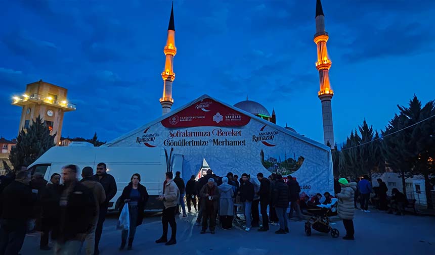 Vakıflar Genel Müdürlüğü Çankırı’da her gün 500 kişiye iftar veriyor