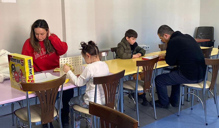 Çankırı Kütüphanesi’nden aile birliğine ve zekaya önemli katkı