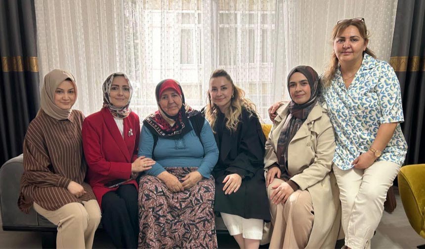 AK Parti Çankırı’dan Anneler Günü’nde gönüllere dokunan ziyaret