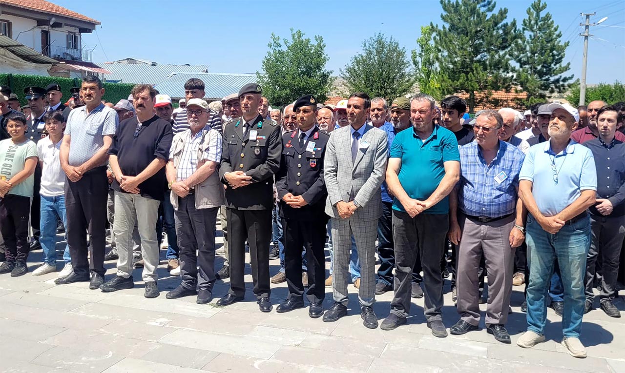 Emekli Başçavuş Defin 3