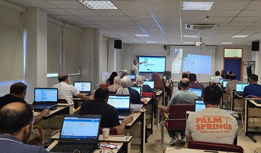 Eğitimde Yapay Zeka Uygulamaları Kursu düzenlendi