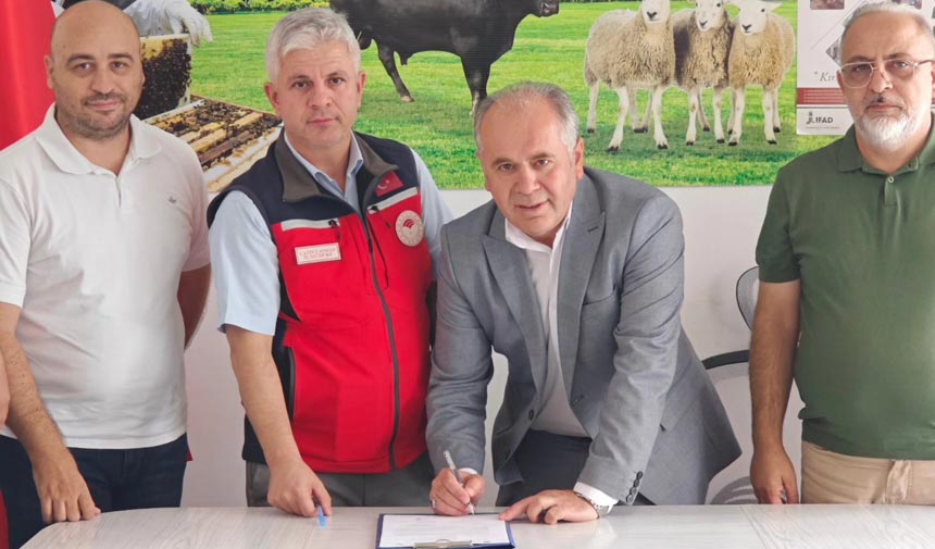 Kurşunlu Pazaryeri ve Yöresel Ürünler Satış Yeri için yer teslimi yapıldı