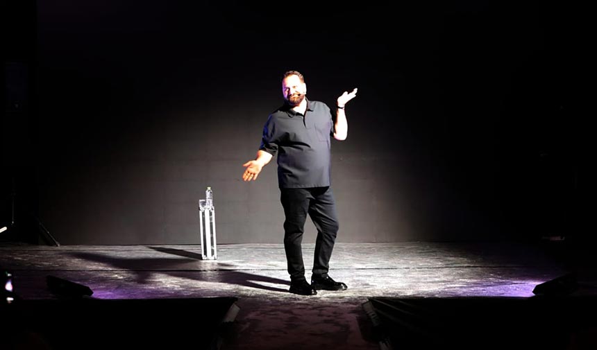 Yer Altı Tuz Şehri’nde Stand Up gösterisi