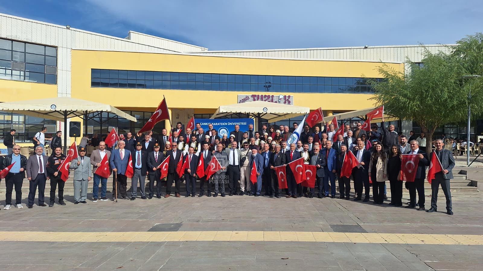 Caküde Dev Bayrak Coskulu Kutlama 3