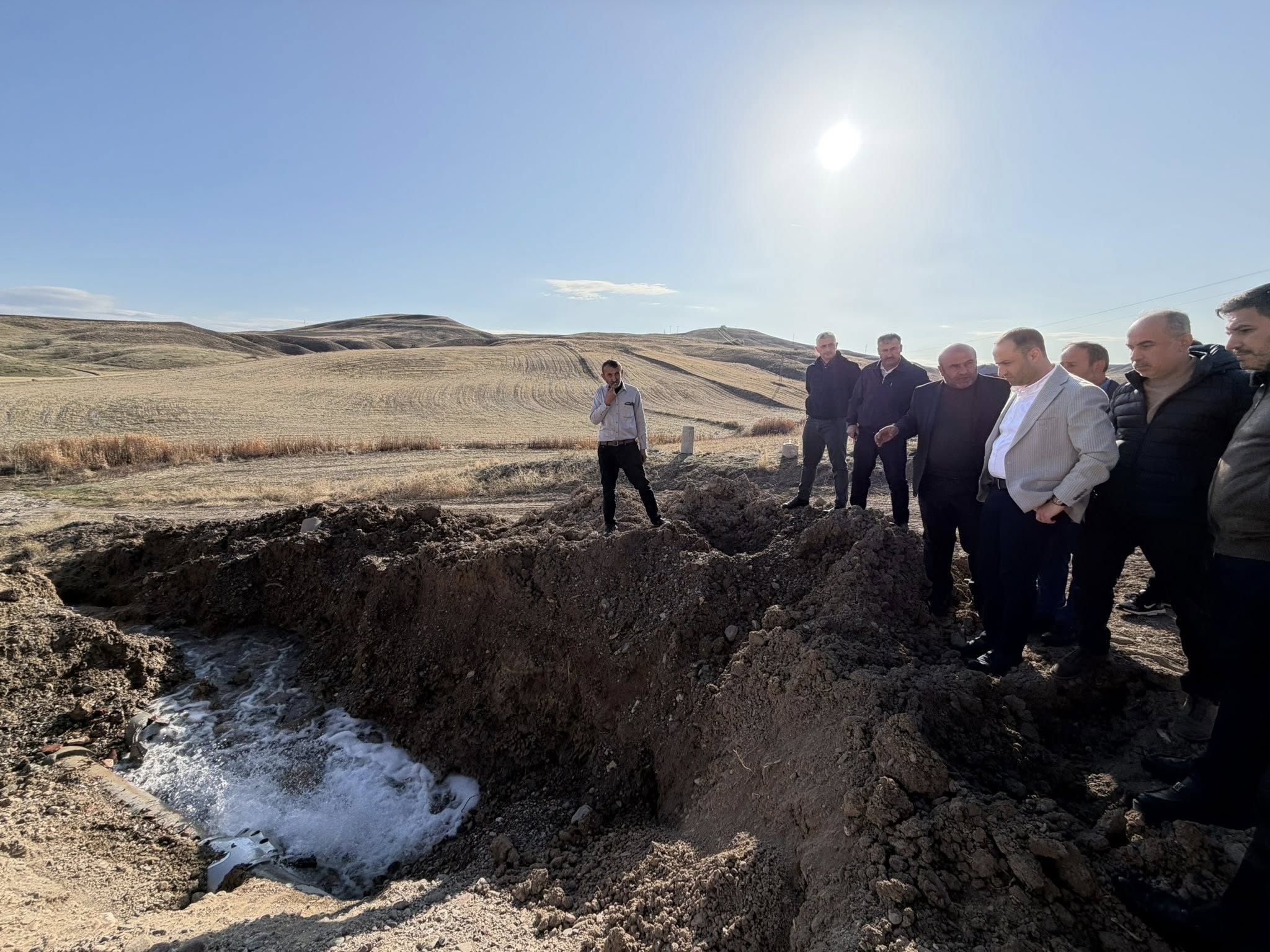 588472616 3304025499773136 3143055256181553262 N