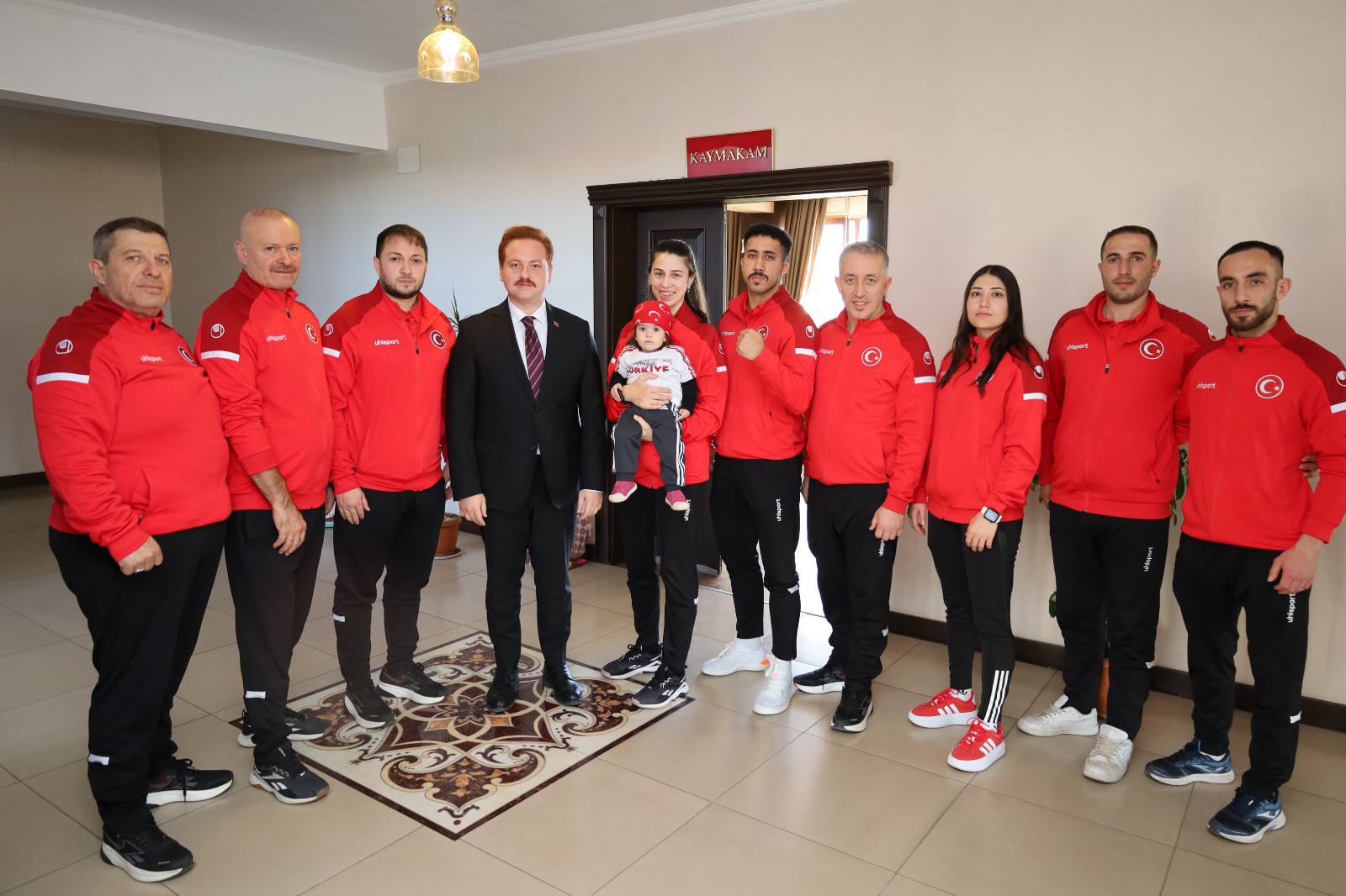 585912414 1143369774652728 9152722510099879247 N