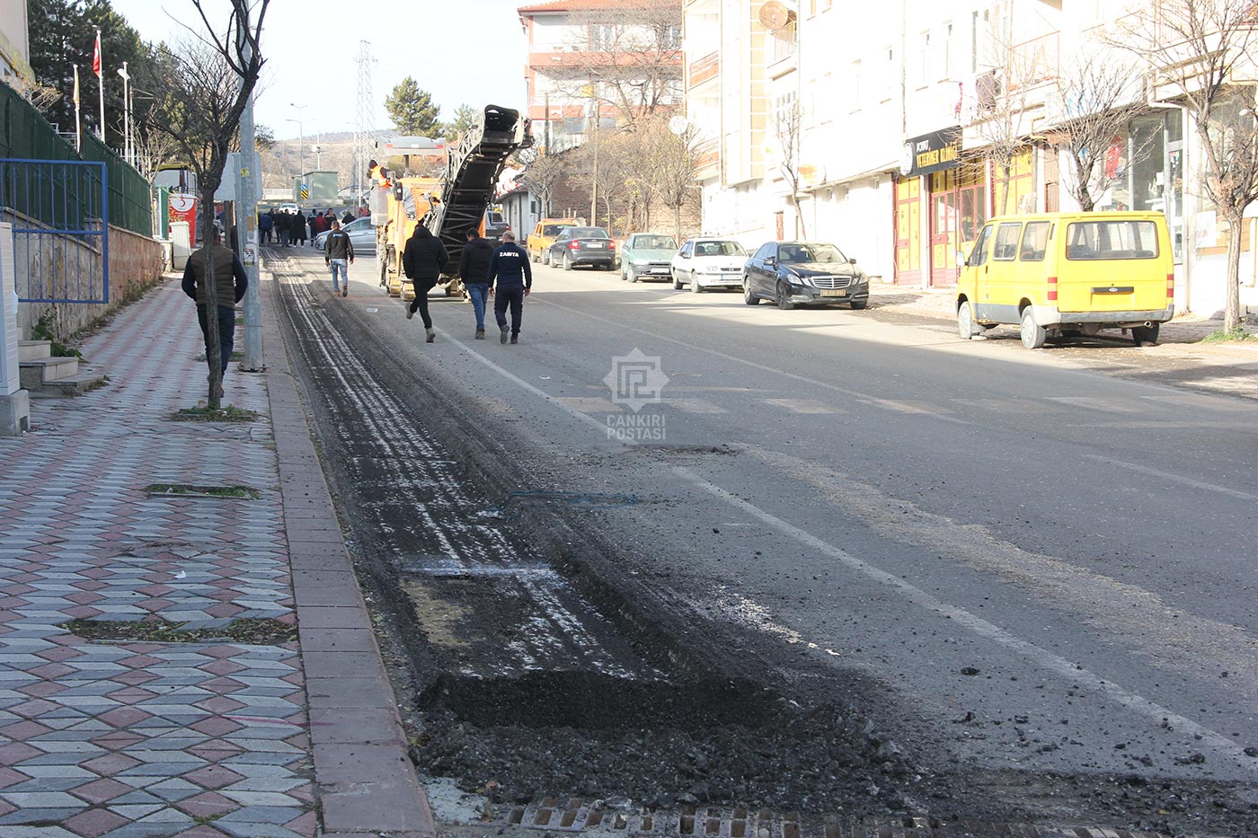 Kursunlu Asfalt Kaziniyor 1