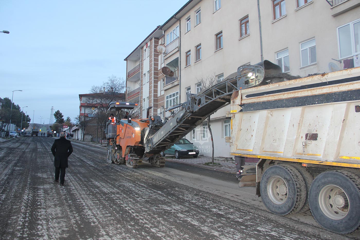 Kursunlu Asfalt Kaziniyor 5