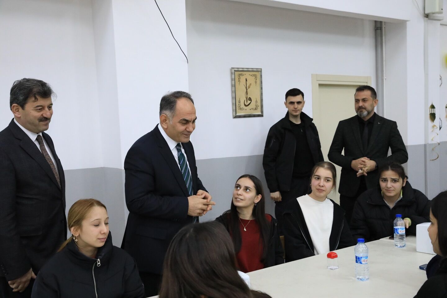 640880980 18081042665260796 6890995657571544831 N