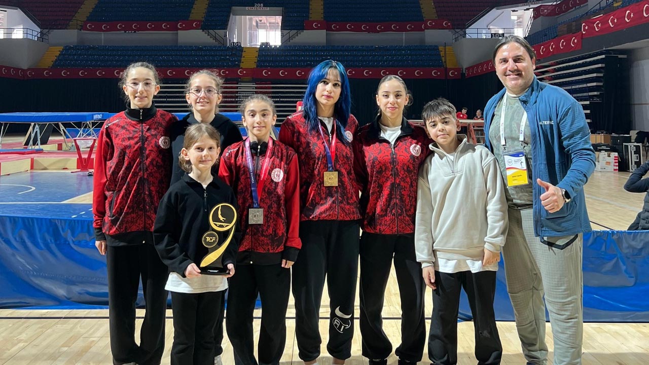 Izmirde Cimnastikte Cankiri Firtinasi1