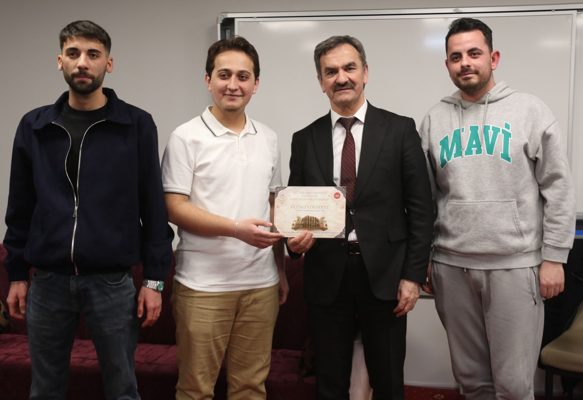 651046132 1236336195343568 3014155640424122505 N