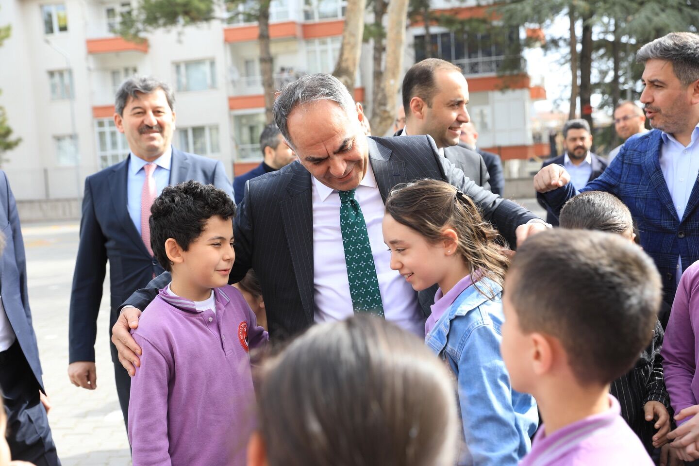 Vali Cakirtas Ve Beraberindekiler Istiklal Yolu Ziyaret1