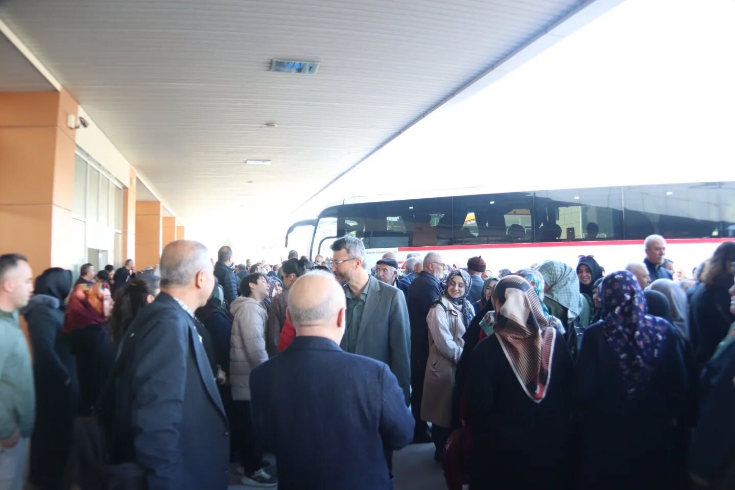 683732108 18086252789346334 6297969345453928362 N-1