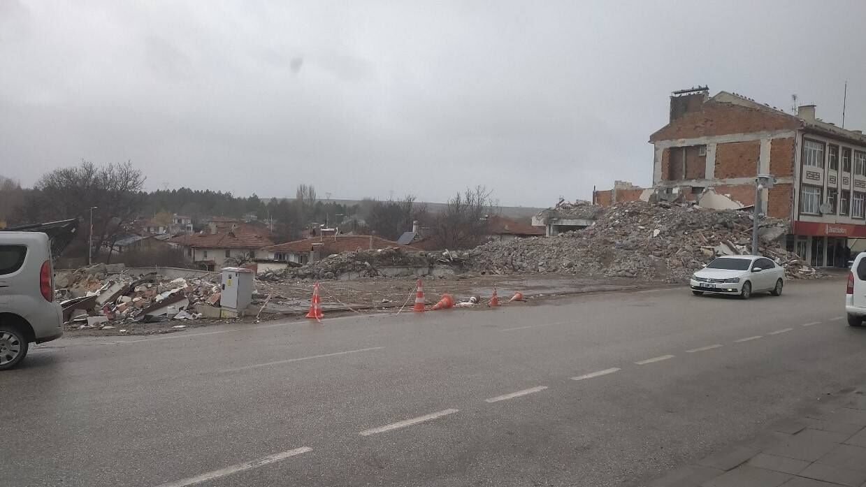 666796633 4408439662717569 3865720052528790659 N