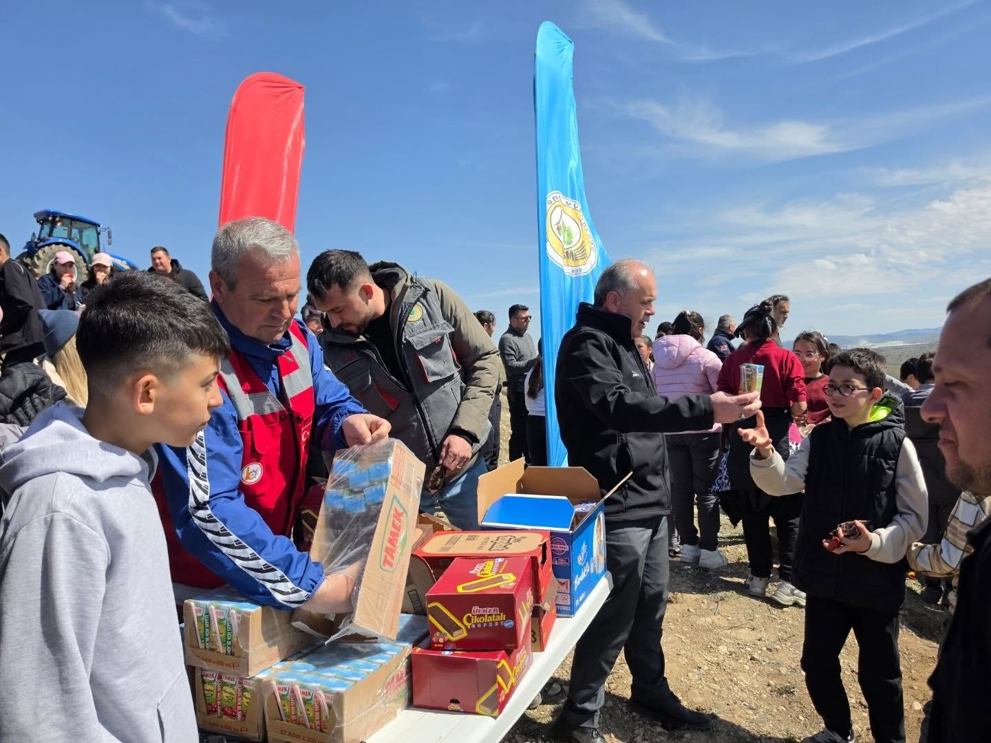 670521665 18387428191083524 8197702302781930879 N