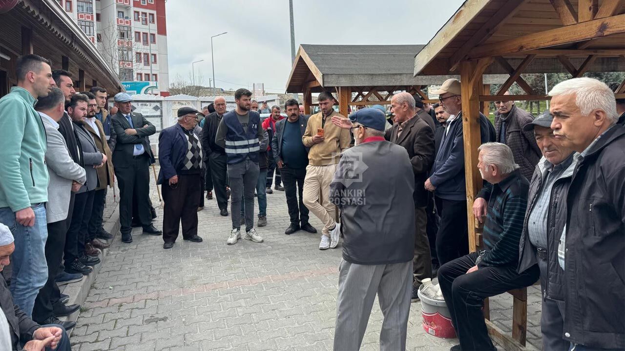 Anahtar Partiden Kursunluda Cuma Cikisi Lokma Ikrami