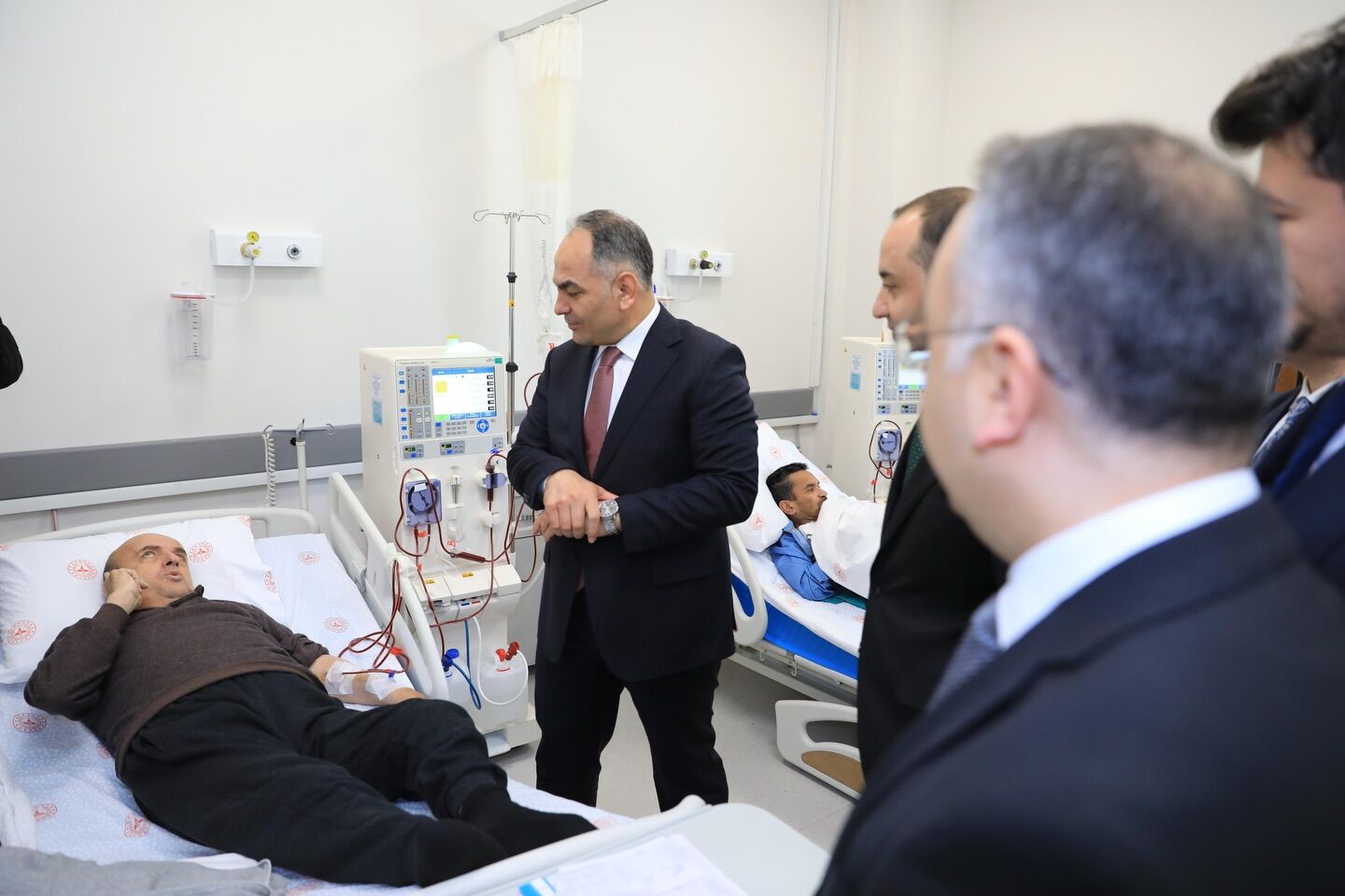 671715233 18086258819260796 7881821841726888139 N