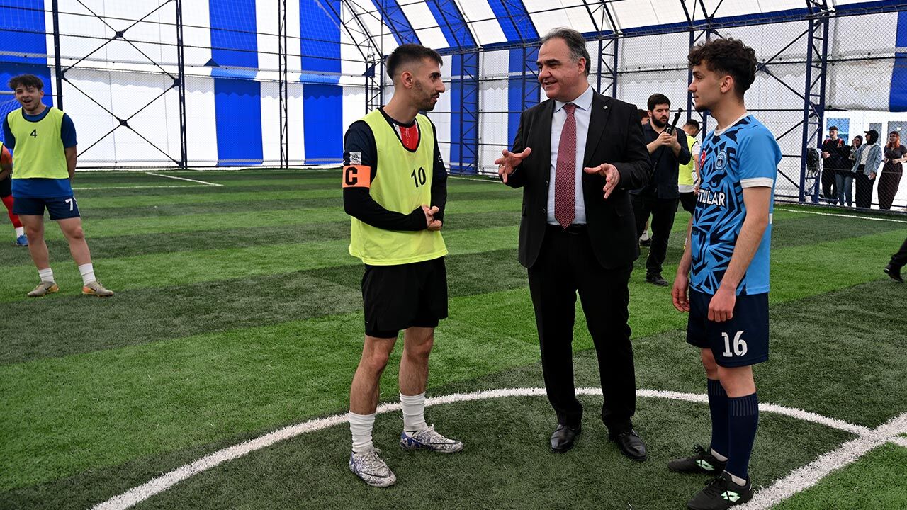 Cakü Genclik Turnuvasi1