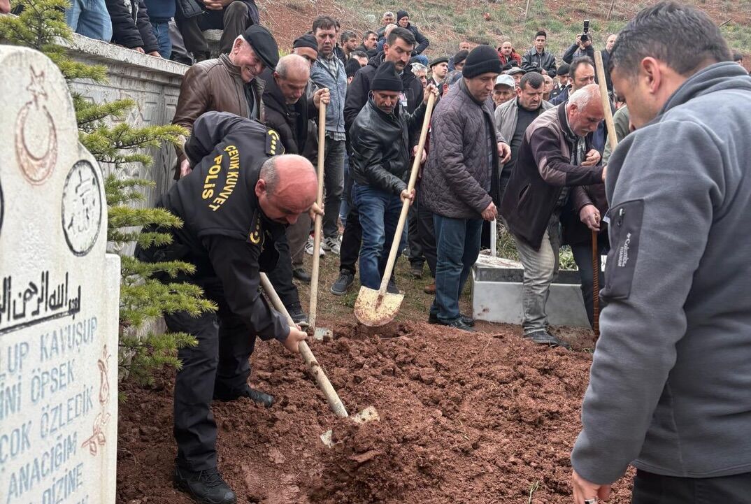 670437283 18355967062229646 1785709224220585343 N