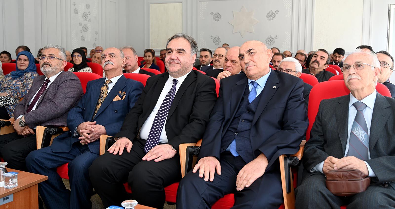 Yarim Asirlik Cinarlar Paneli 5