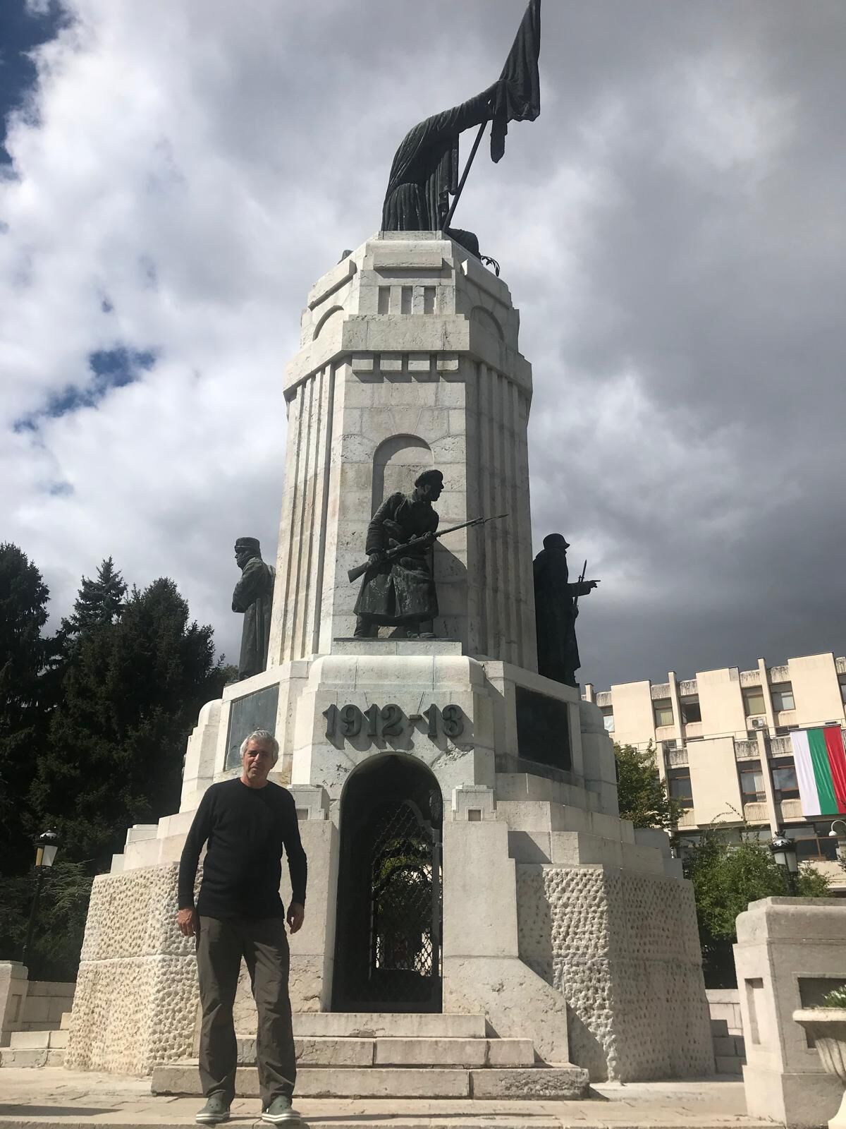 Anne Anıtı'nın Bir Başka Yüzünde Ise Bizim Için Felaket Yılları, Onlar Içinse Zafer Yılları Olan 1912 1913 Balkan Savaşları Hatırlatılmaktadır.