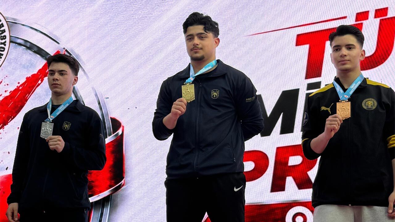 Tarik Koctan Cifte Zafer