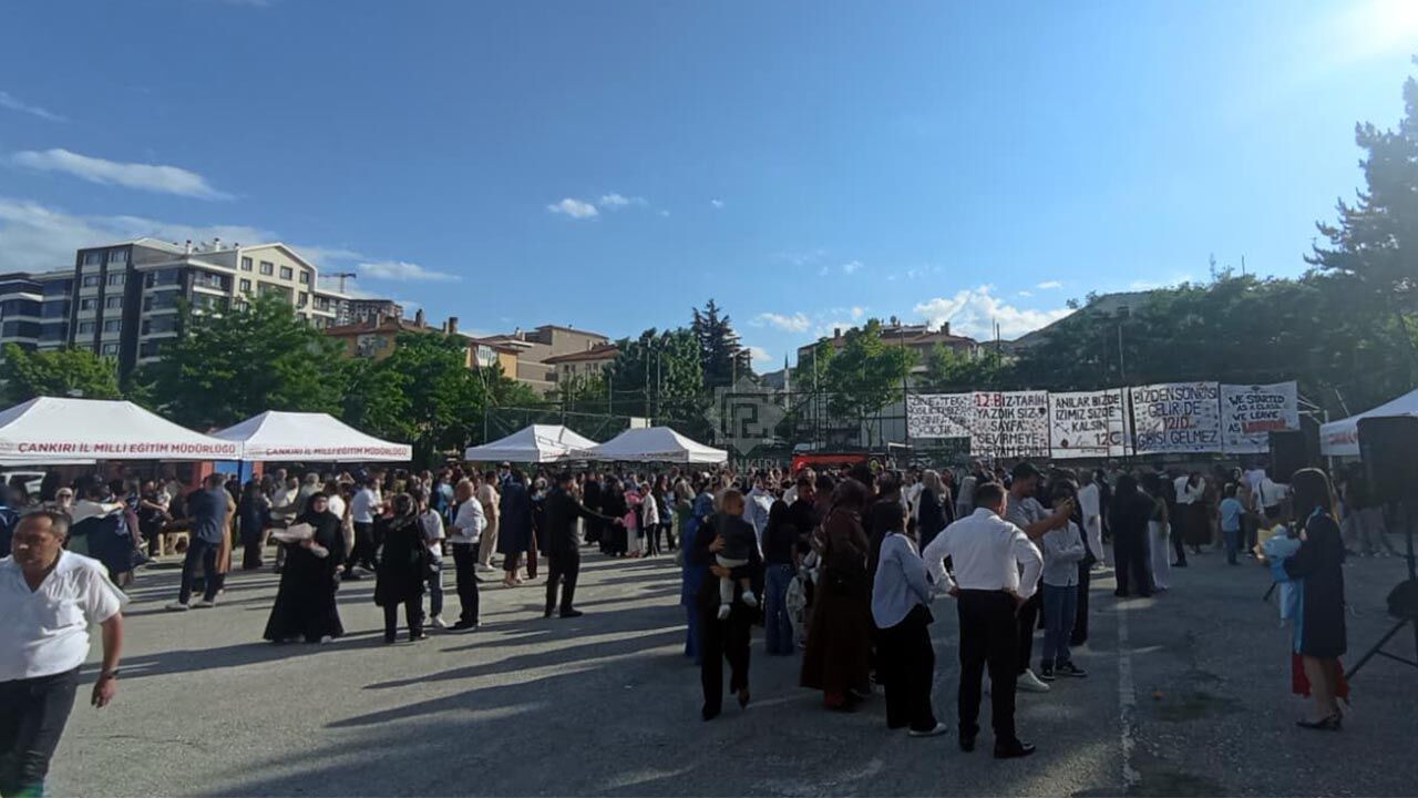 Cankiri Lisesi Mezuniyet1