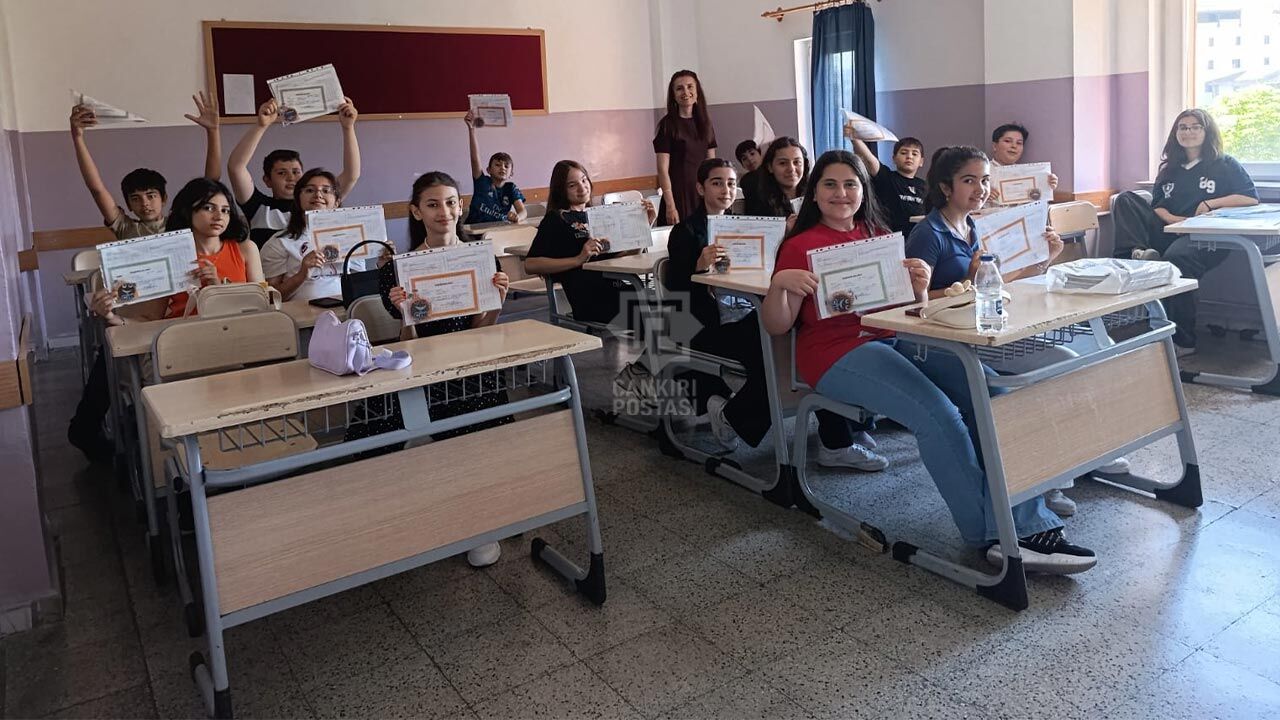 Son Ders Zili Caldi Tatil Basladi