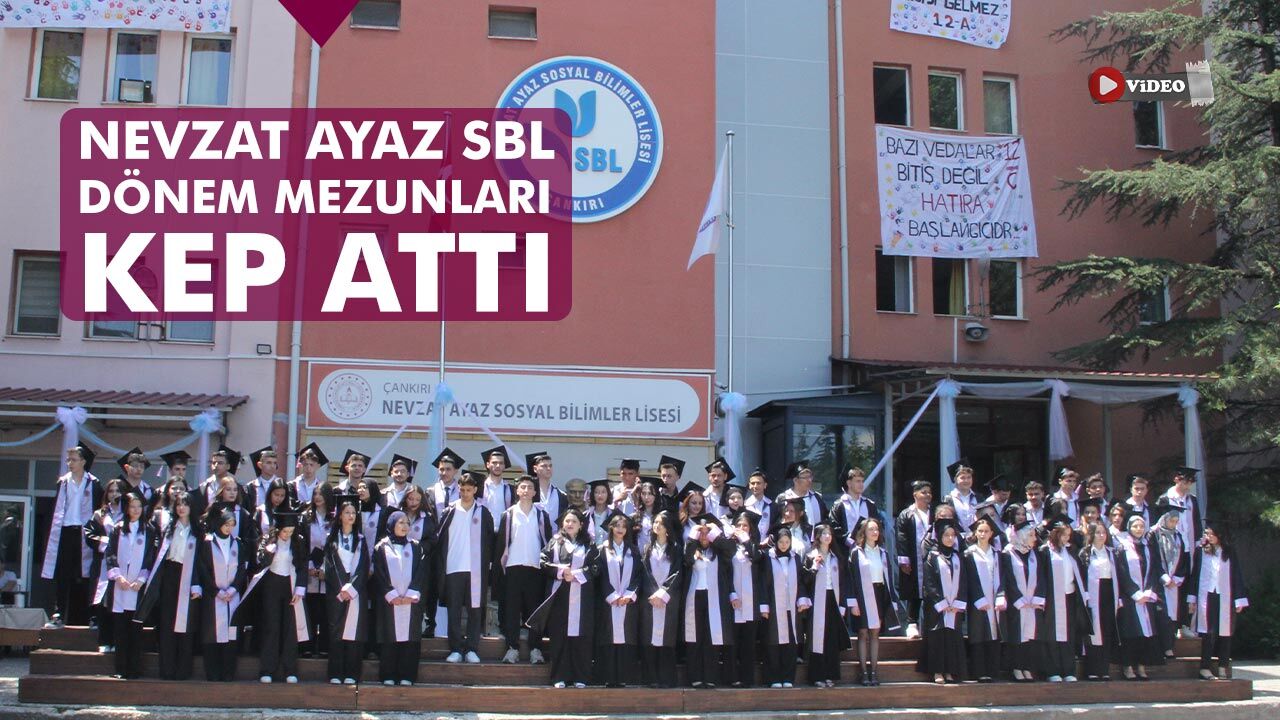 Nevzat Ayaz Sosyal Bilimler Lisesi'nde mezuniyet coşkusu