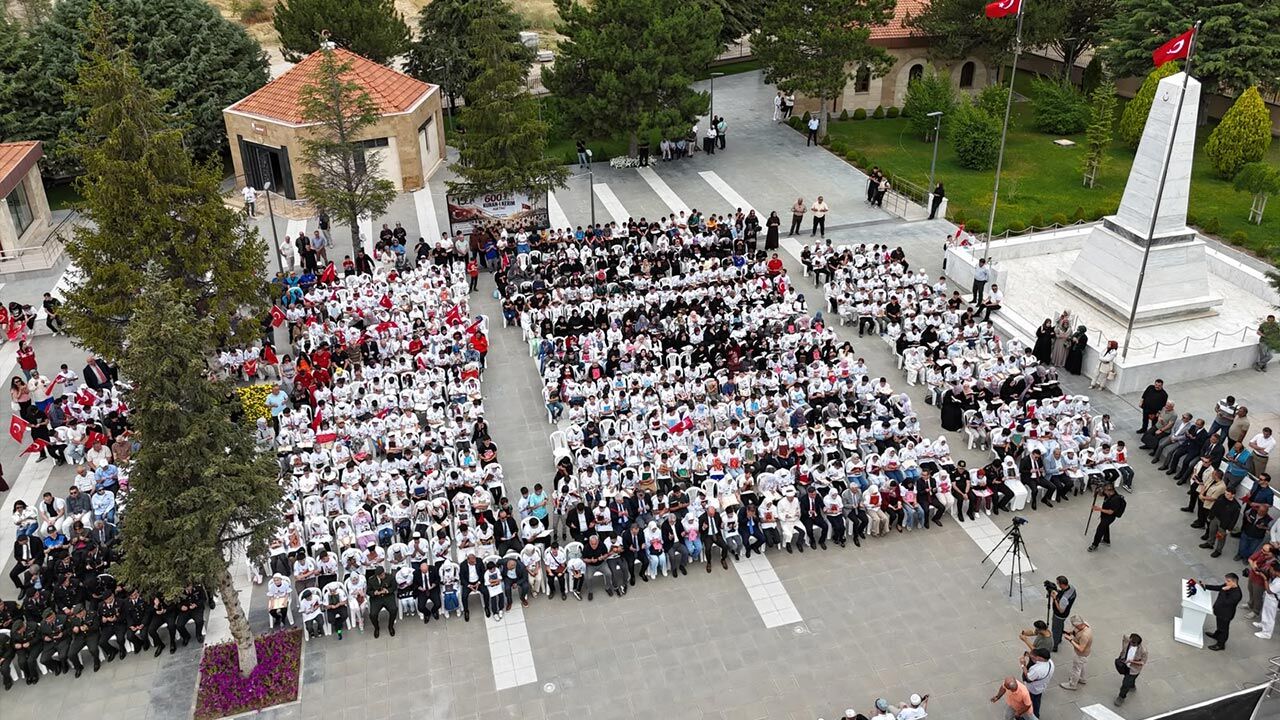 Çorum'da 60 Sani̇yede 600 Çocuk İle Kur'an I Keri̇m Hatmi̇ Yapildi (3).Jpeg