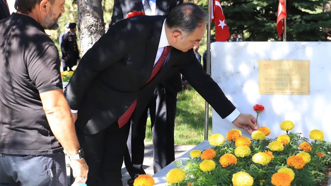15Temmuz Sehitleri Sehitlikte Anildi