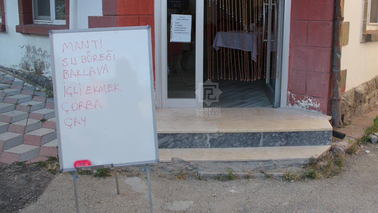 K U R S U N L U N U N Y E N İ L E Z Z E T D U R A G İ K A P İ L A R İ N İ A C T I10