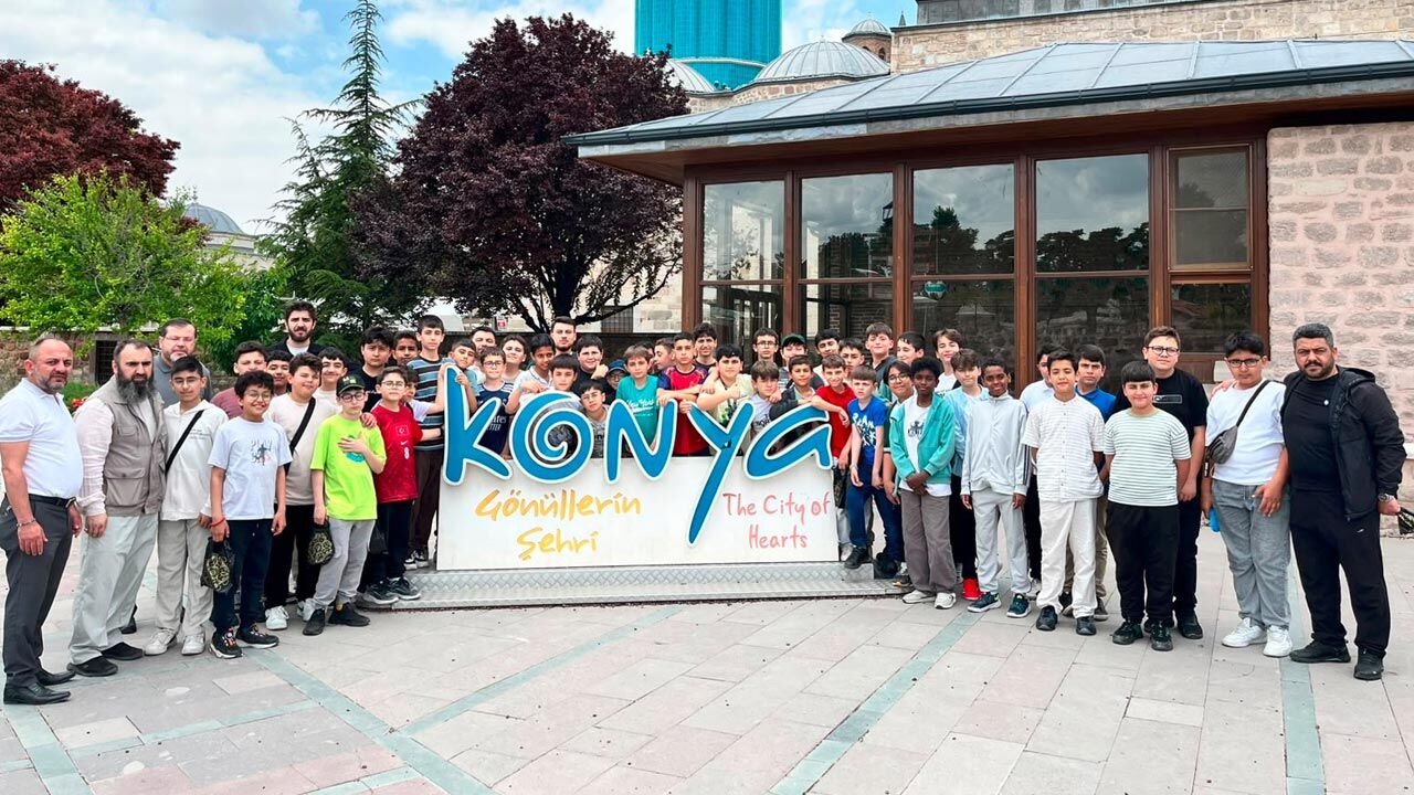 Hafizlik Ögrencileri Konya Gezisi