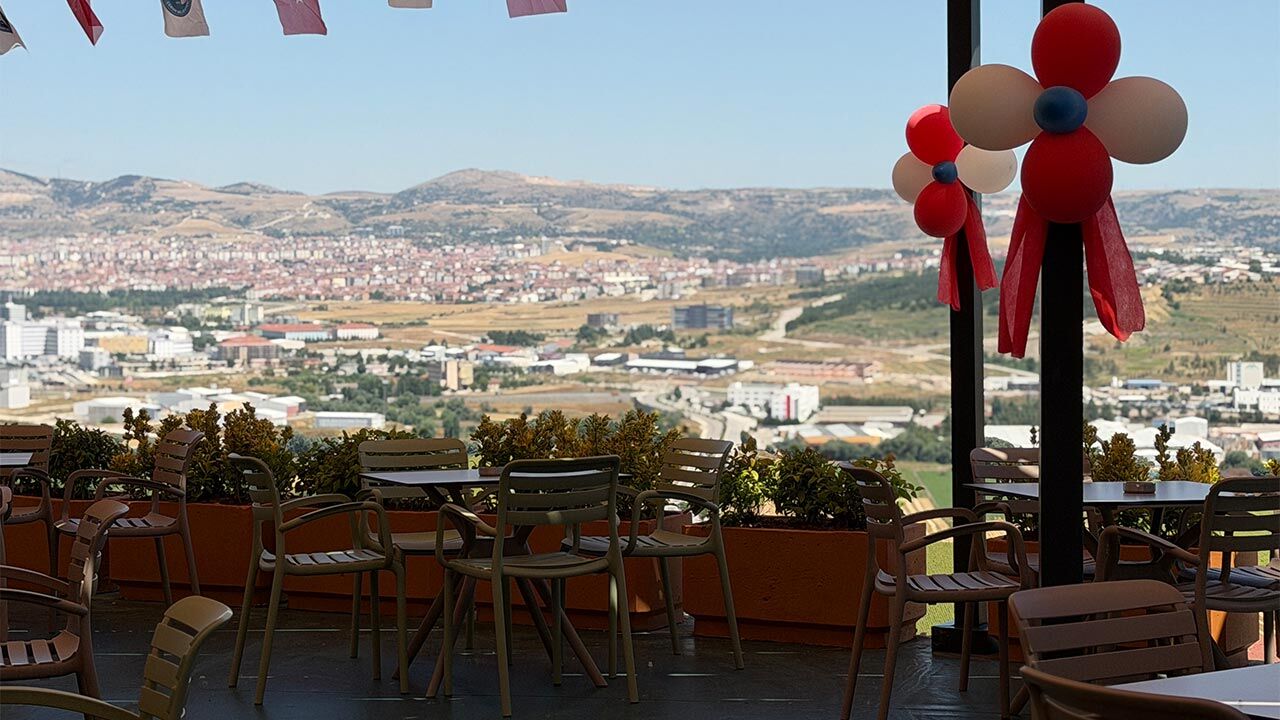 Akkent Teras Kafe sosyal tesisleri hizmete açıldı
