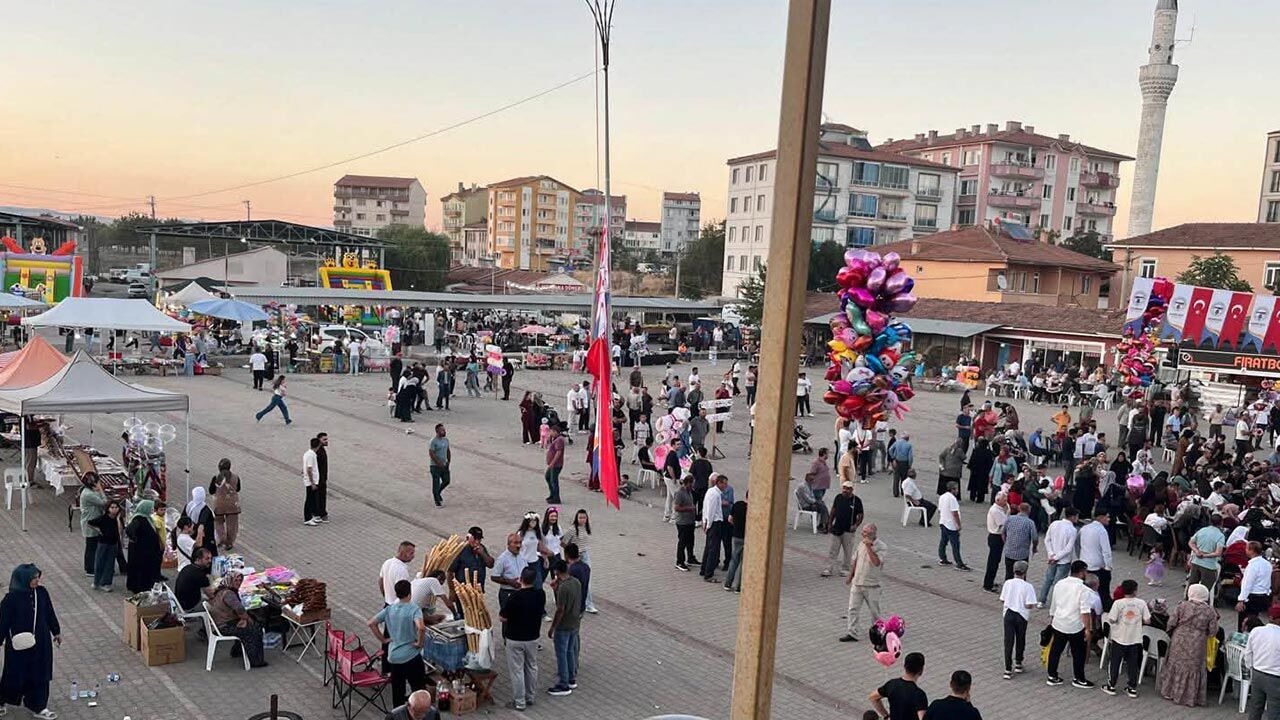 Kizilirmakta Kavun Bereketi Festivale Dönüstü3