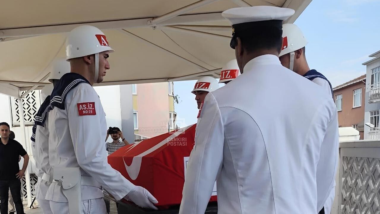 Kıdemli Albay Ismail Yalcin Defin 2