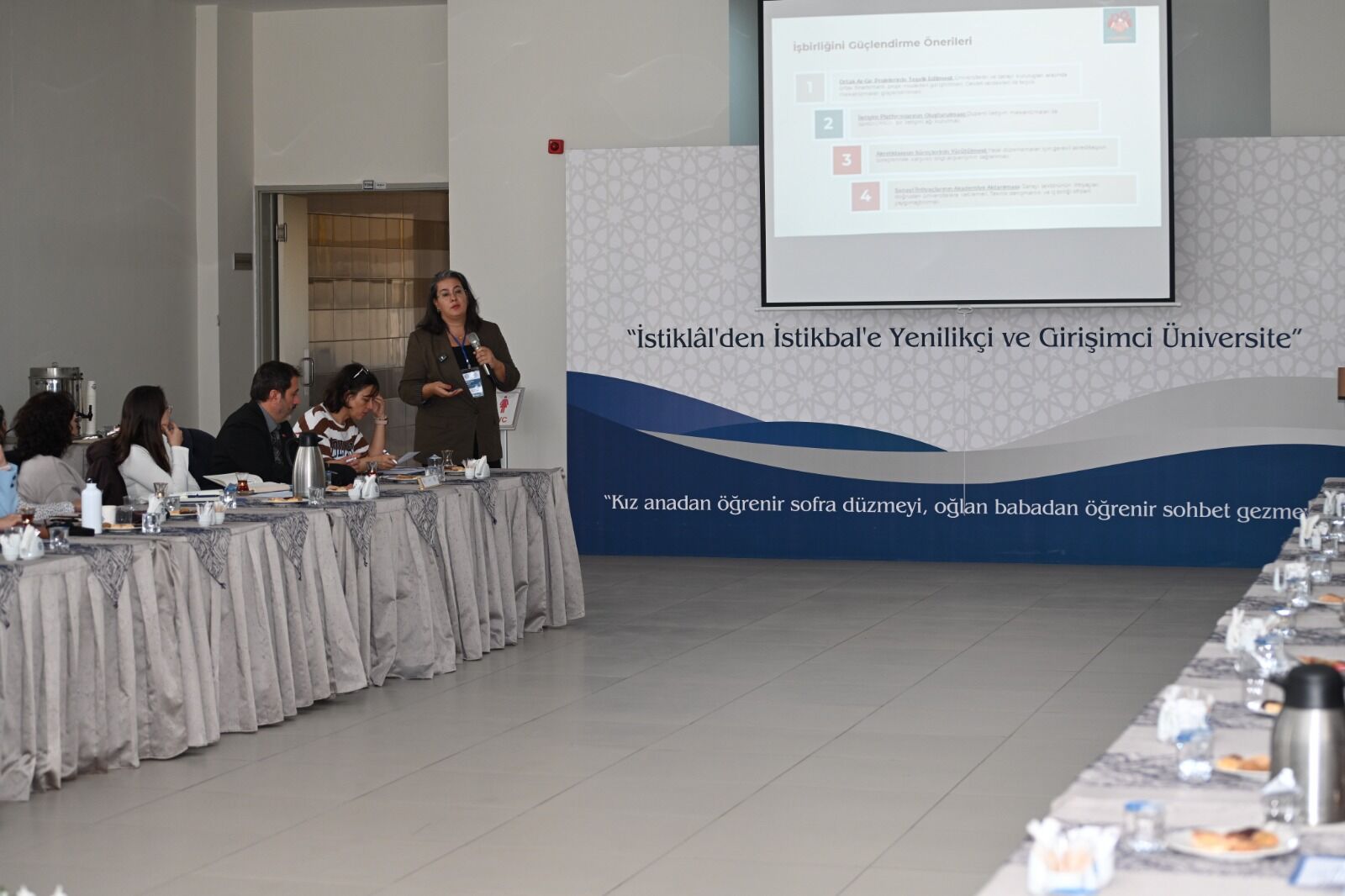 Üniversite Ve Sanayi Isbirligi Konusuldu3