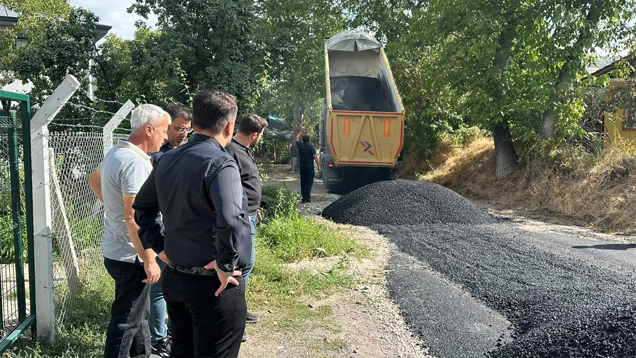 Eldivanda Asfalt Mesaisi