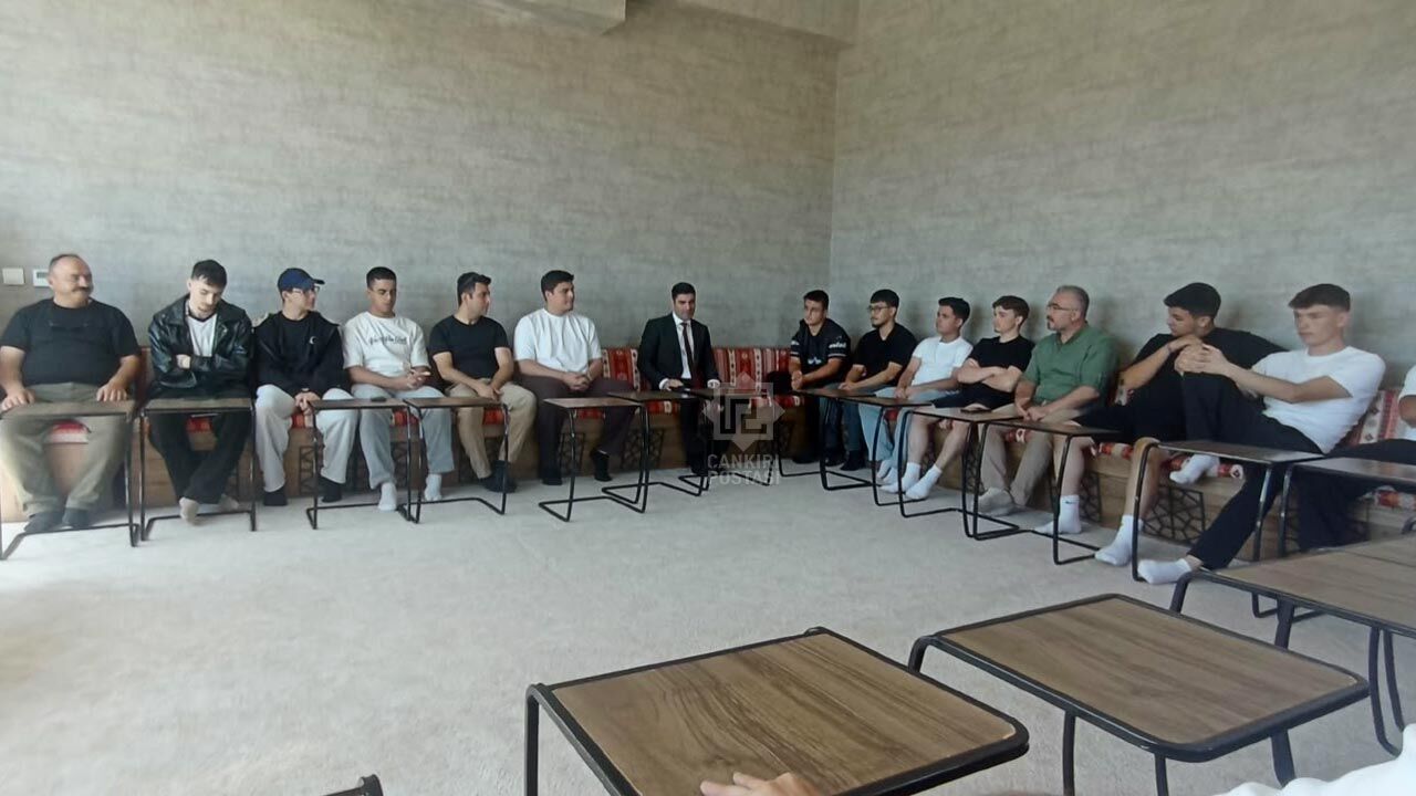 Kursunludan Hakkariye Y Uzanan Yolculuk
