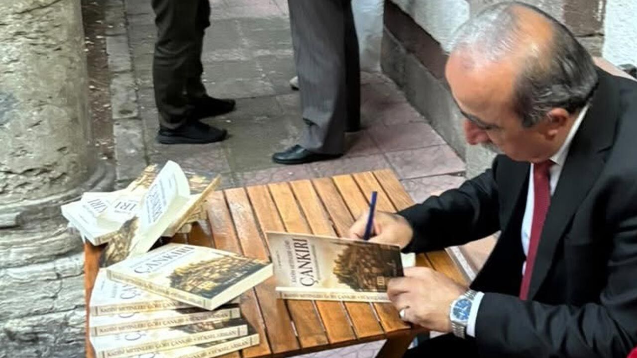 Cankirirnin Tarihine Isisk Tutan Kitap Tanitildi3