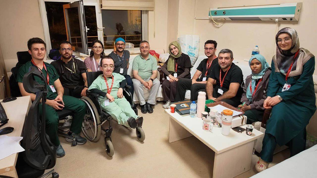 Çankırı’da yeni göreve başlayan hekimlere hayırlı olsun ziyareti