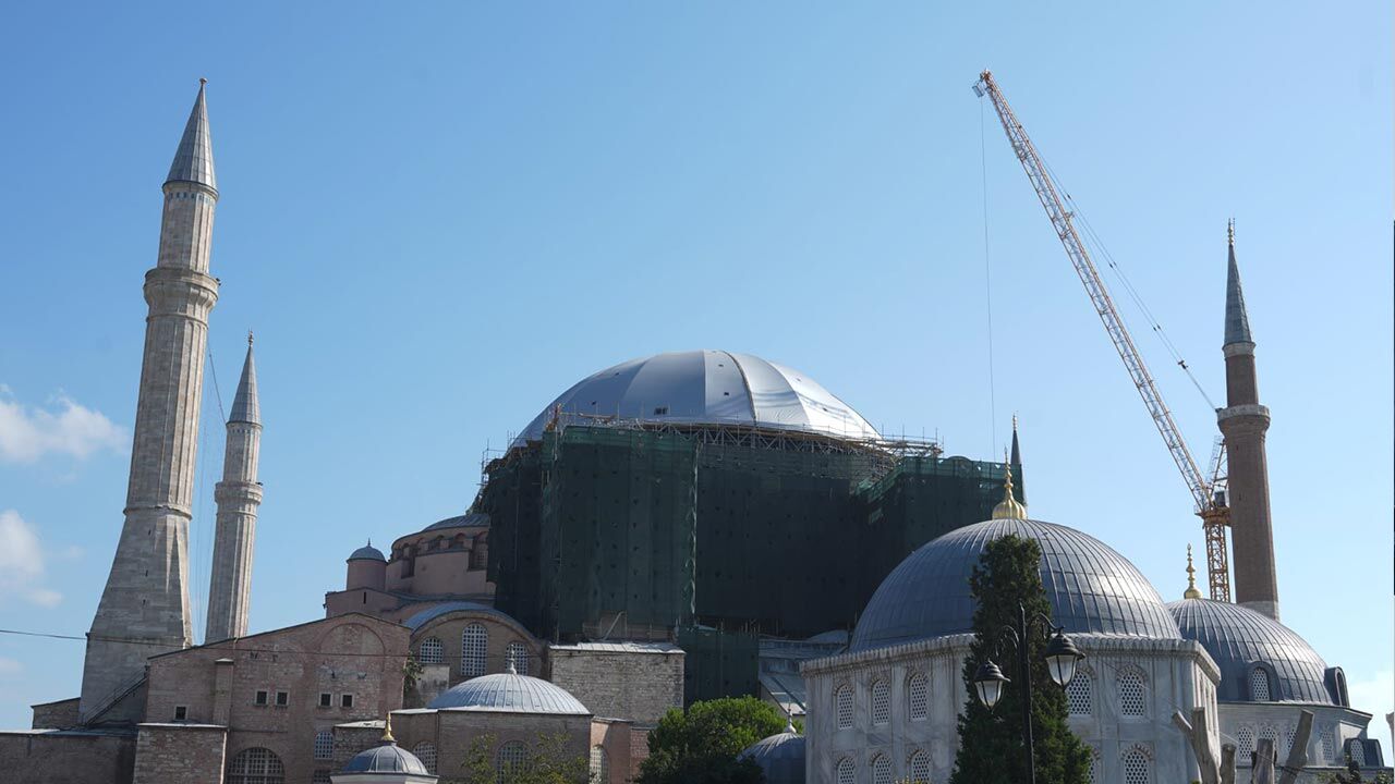 Ayasofya’nın kubbesinde kritik çalışma başlıyor!