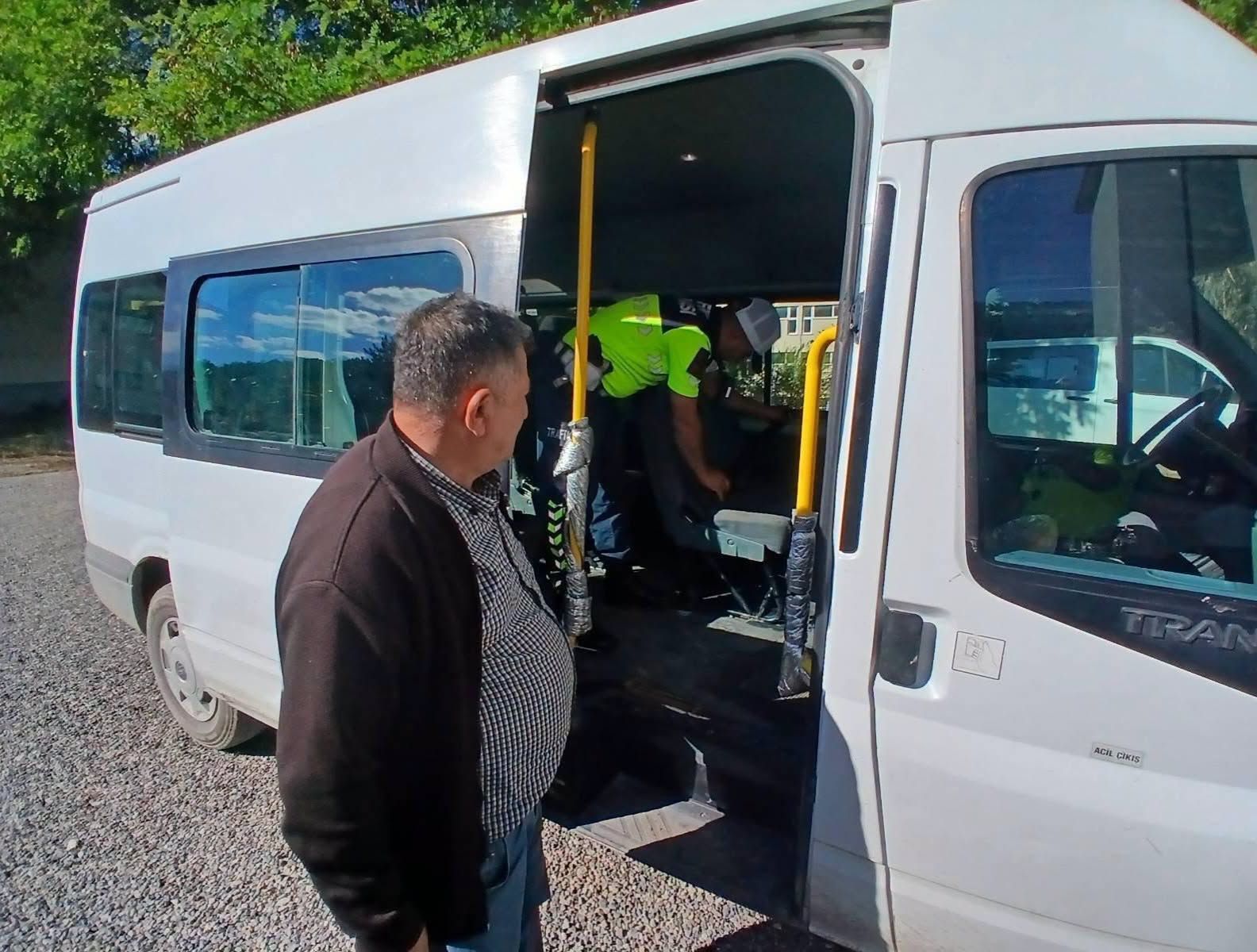 Okul Servislerine Denetim1