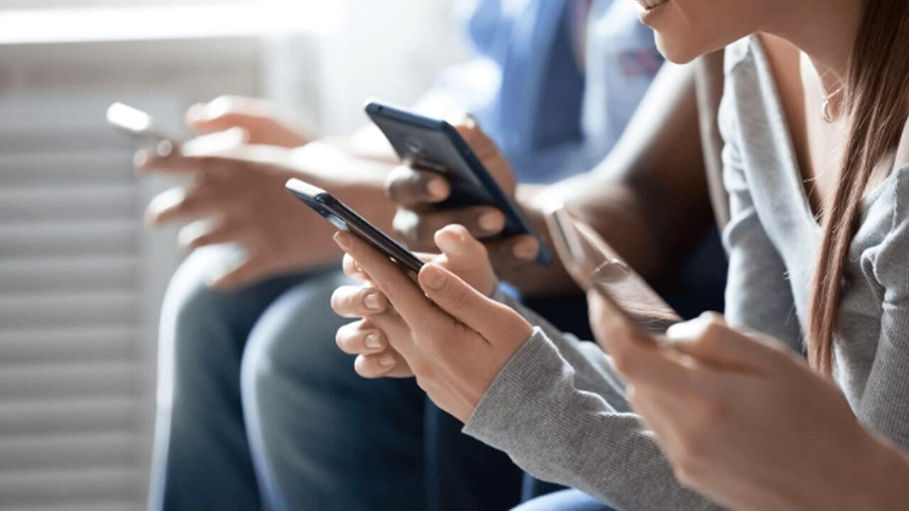 Başınız öne düşmesin! Çankırı’da öğrencilere telefon eğitimi