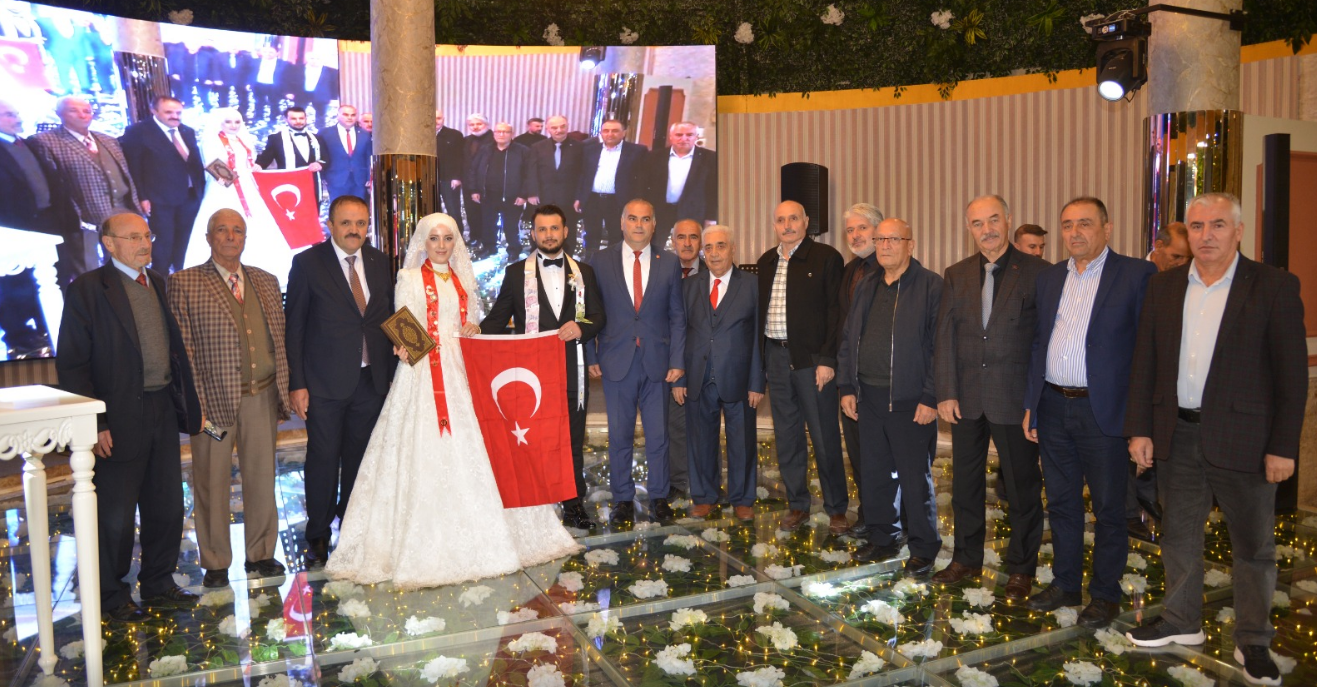 Acikgöz Ve Yilmaz Ailelerinin Mutlu Günü2