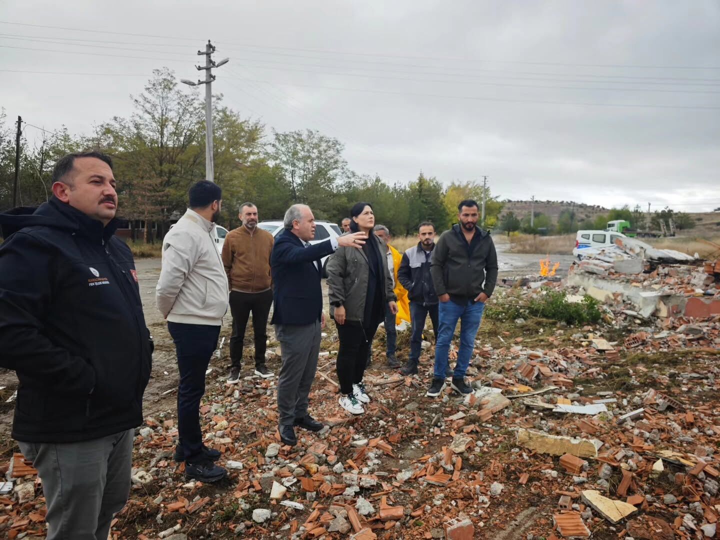 Kursunlunun Altindak, Servet Icin Imzalar Atildi2
